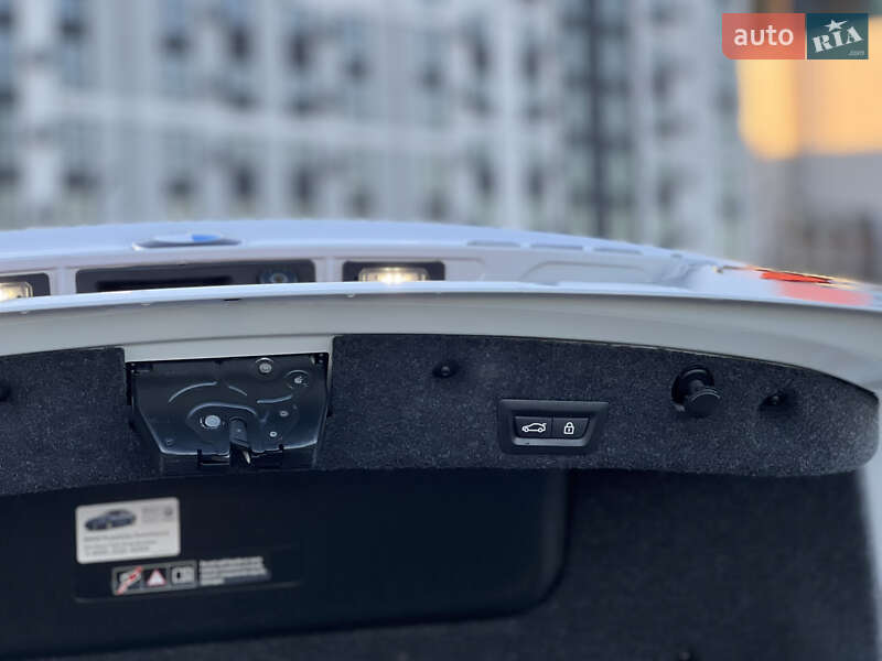 Седан BMW 5 Series 2015 в Ровно фото 51 Седан BMW 5 Series 2015 в Ровно