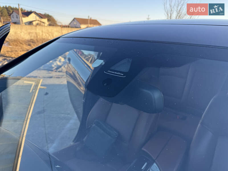 Седан BMW 5 Series 2013 в Остроге