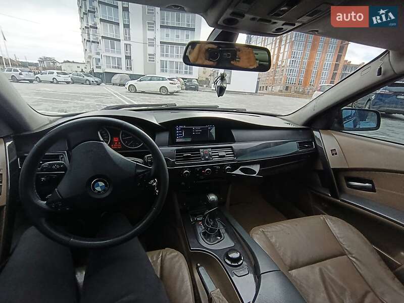 Седан BMW 5 Series 2005 в Трускавце