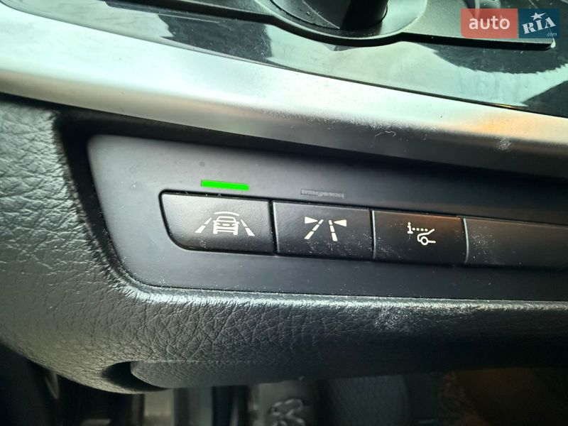 Седан BMW 5 Series 2016 в Киеве