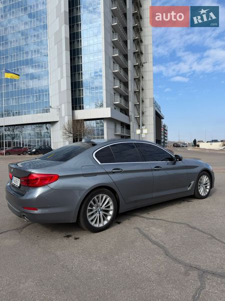 Седан BMW 5 Series 2018 в Киеве