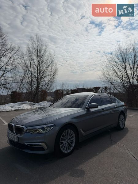 Седан BMW 5 Series 2018 в Киеве