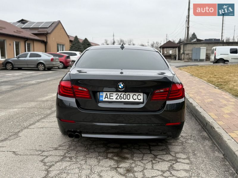 Седан BMW 5 Series 2012 в Днепре