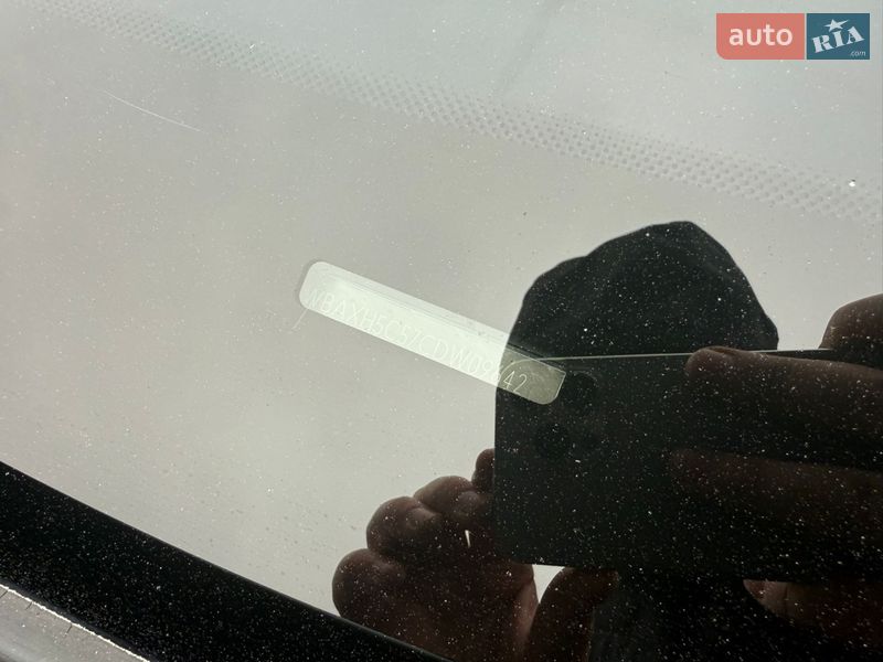 Седан BMW 5 Series 2012 в Днепре