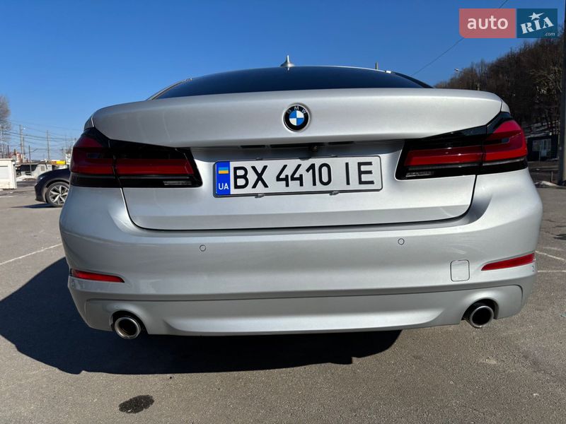 Седан BMW 5 Series 2017 в Хмельницком