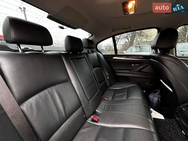 Седан BMW 5 Series 2014 в Виннице