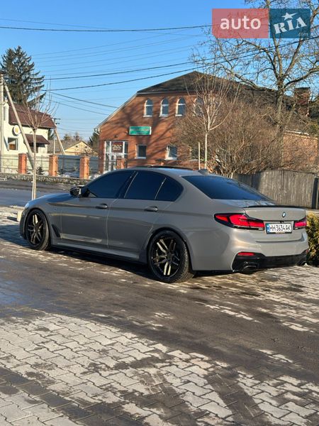 Седан BMW 5 Series 2017 в Житомире