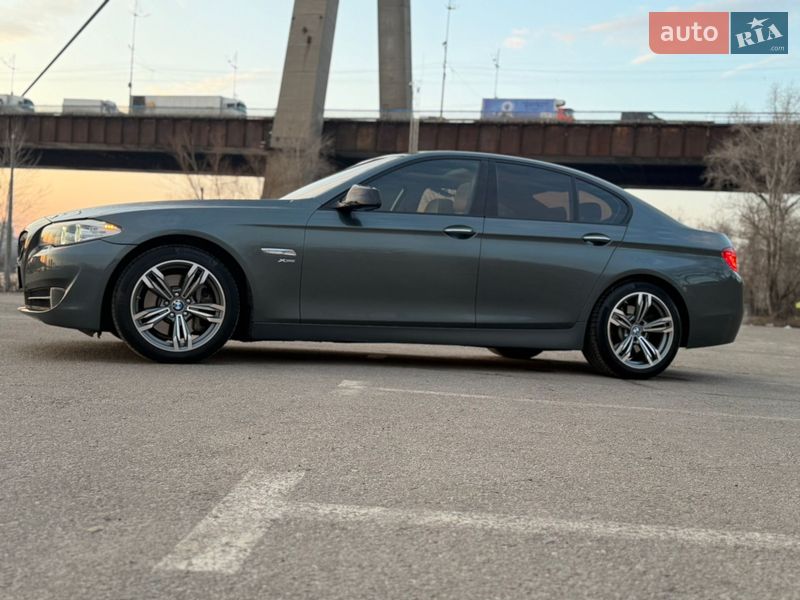 Седан BMW 5 Series 2011 в Киеве
