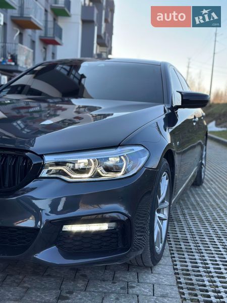 Седан BMW 5 Series 2018 в Львове