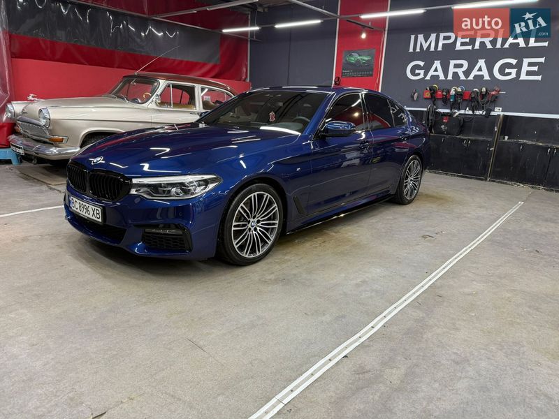Седан BMW 5 Series 2018 в Мостиске