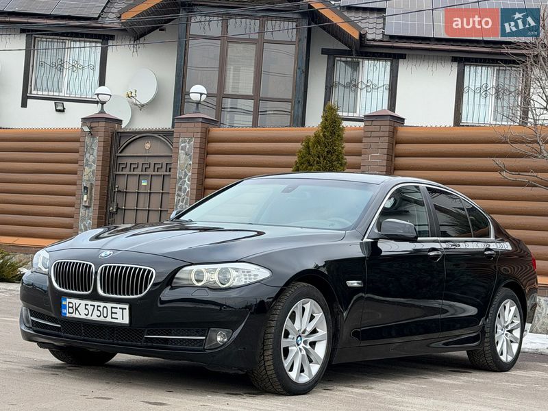 Седан BMW 5 Series 2012 в Киеве