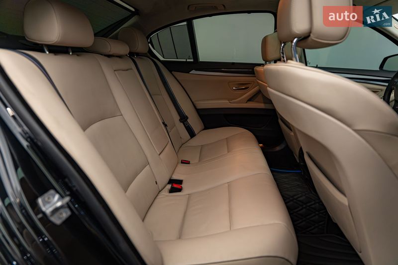 Седан BMW 5 Series 2013 в Киеве