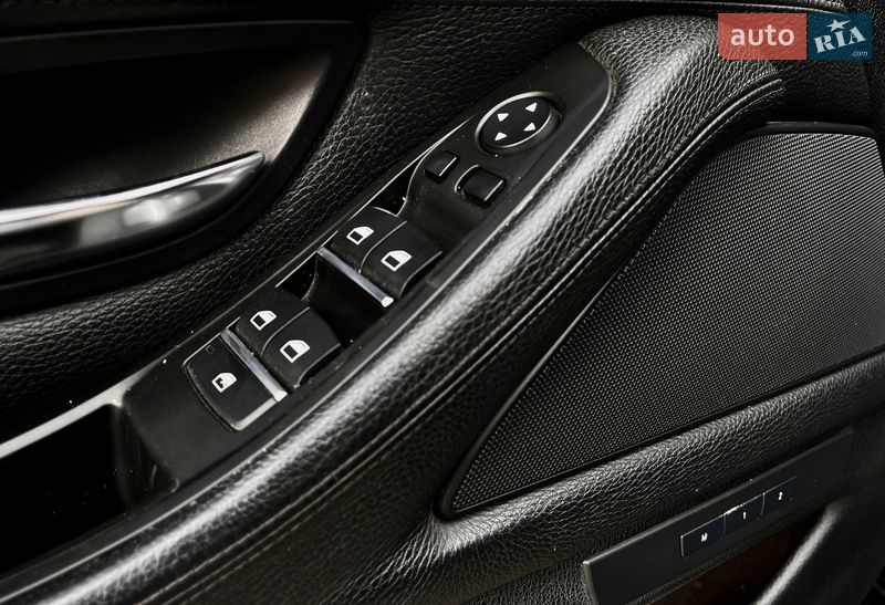 Седан BMW 5 Series 2012 в Николаеве