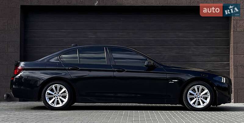 Седан BMW 5 Series 2012 в Николаеве