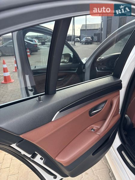 Седан BMW 5 Series 2016 в Ірпені