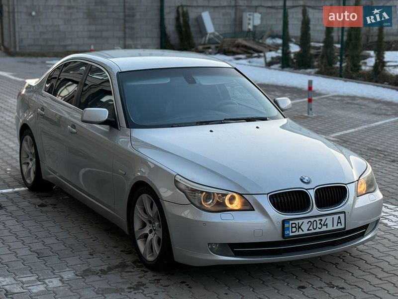 Седан BMW 5 Series 2008 в Рівному