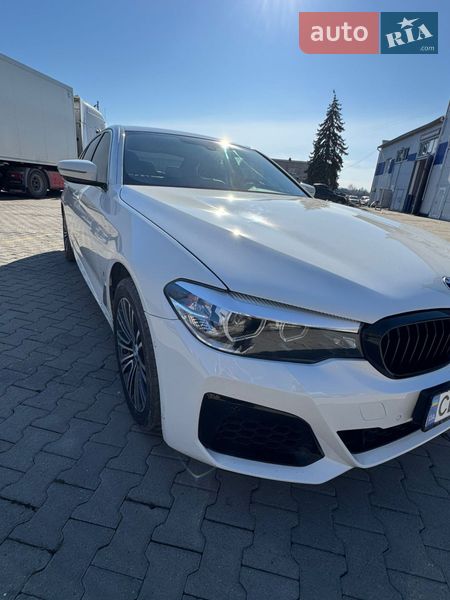 Седан BMW 5 Series 2018 в Черновцах