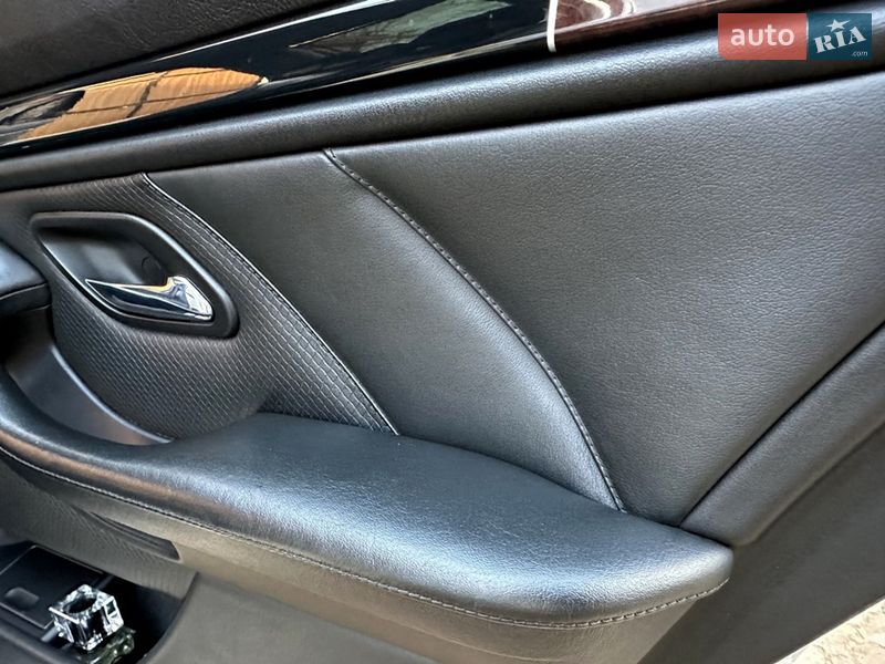 Седан BMW 5 Series 2002 в Черновцах