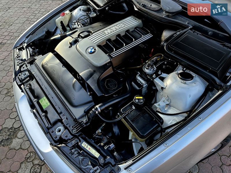 Седан BMW 5 Series 2002 в Черновцах