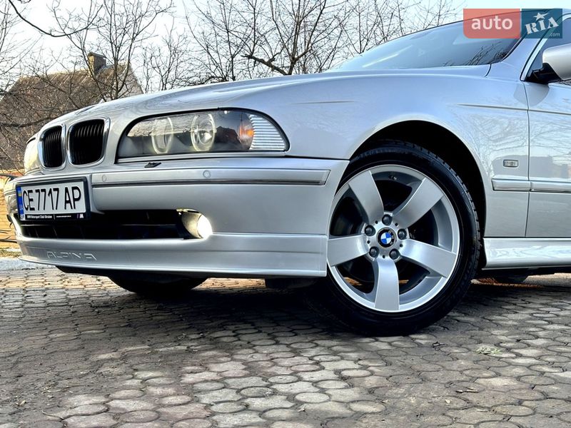 Седан BMW 5 Series 2002 в Черновцах