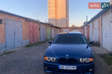 Седан BMW 5 Series 2000 в Вінниці