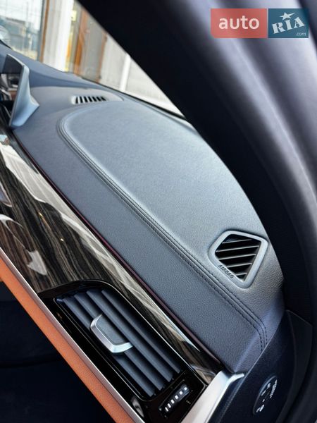 Седан BMW 5 Series 2019 в Черновцах