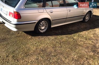 Универсал BMW 5 Series 2000 в Клевани