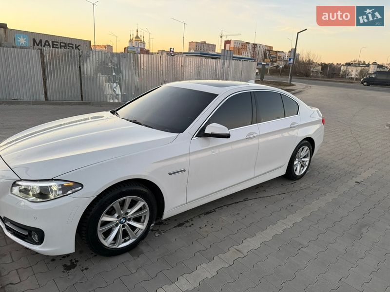 Седан BMW 5 Series 2015 в Ковеле