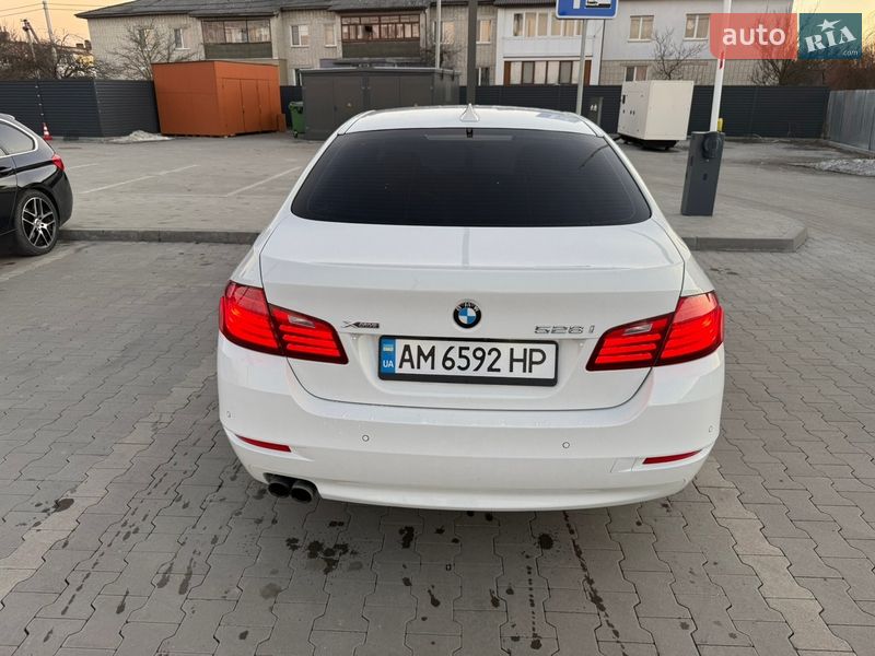 Седан BMW 5 Series 2015 в Ковеле
