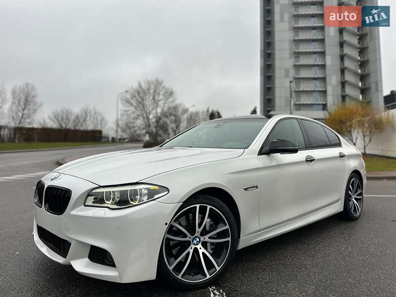 Седан BMW 5 Series 2016 в Киеве