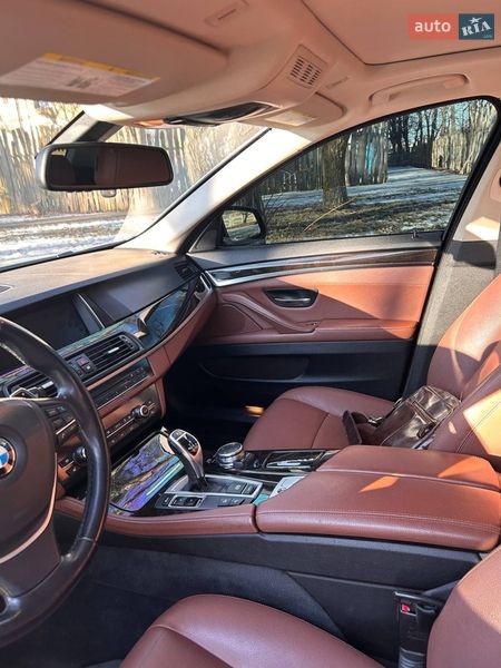 Седан BMW 5 Series 2015 в Виннице