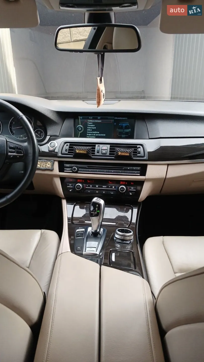 2012 BMW 5er - мініатюра 12