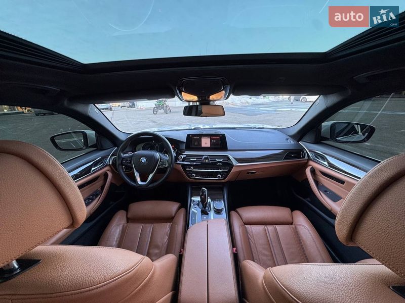 Седан BMW 5 Series 2018 в Киеве