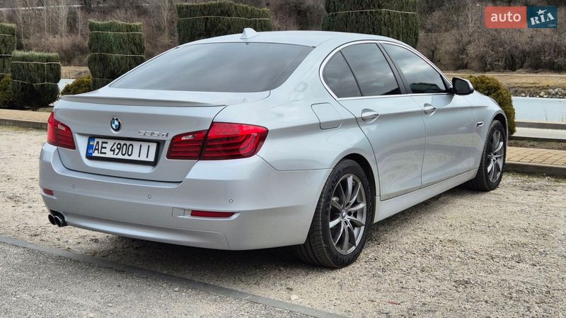 Седан BMW 5 Series 2013 в Дніпрі