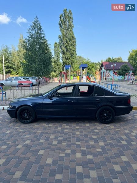 Седан BMW 5 Series 2001 в Буче