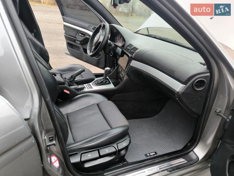 Седан BMW 5 Series 2002 в Иванкове