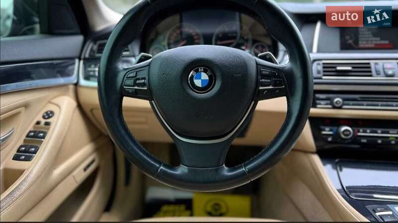 Седан BMW 5 Series 2015 в Львове