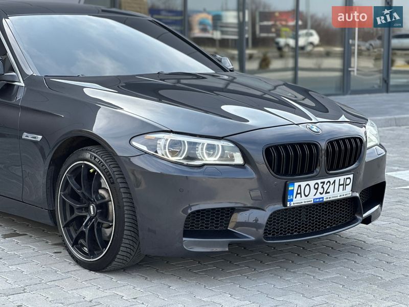Седан BMW 5 Series 2013 в Ужгороде