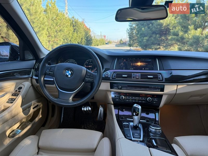 Седан BMW 5 Series 2015 в Днепре
