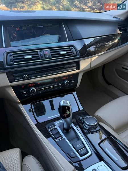 Седан BMW 5 Series 2015 в Днепре