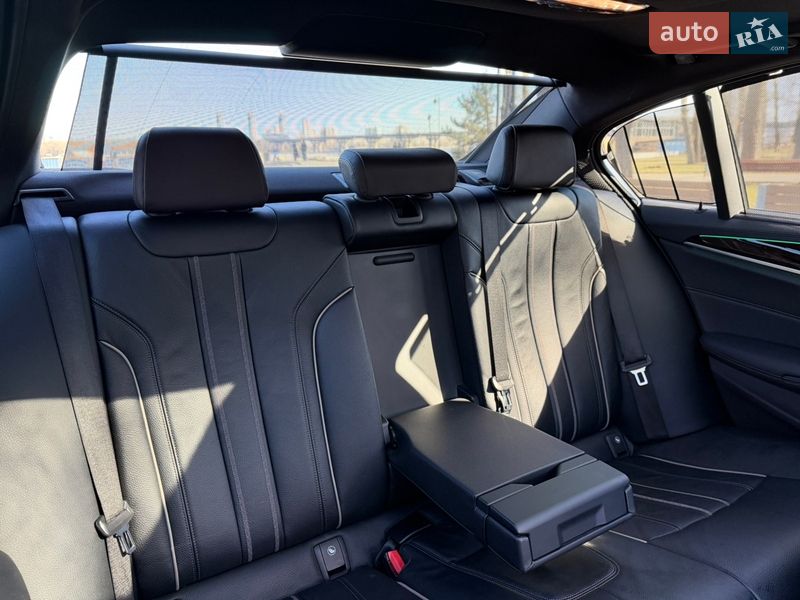 Седан BMW 5 Series 2018 в Киеве