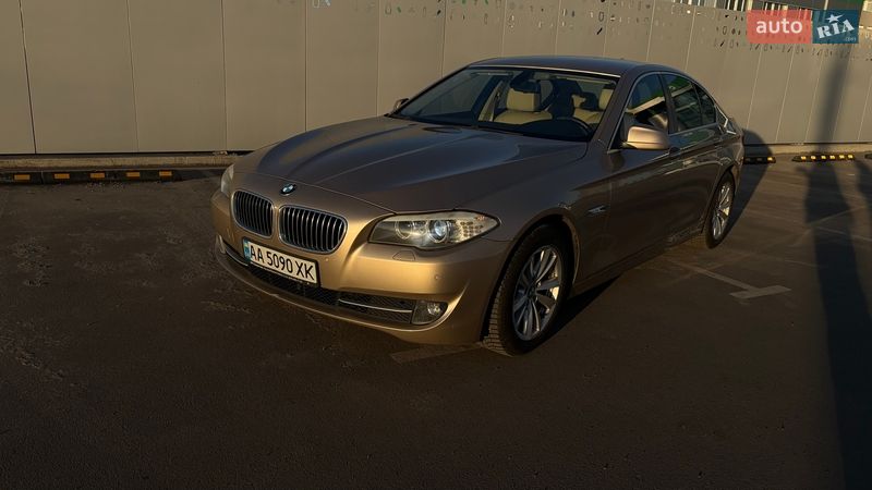 Седан BMW 5 Series 2011 в Киеве