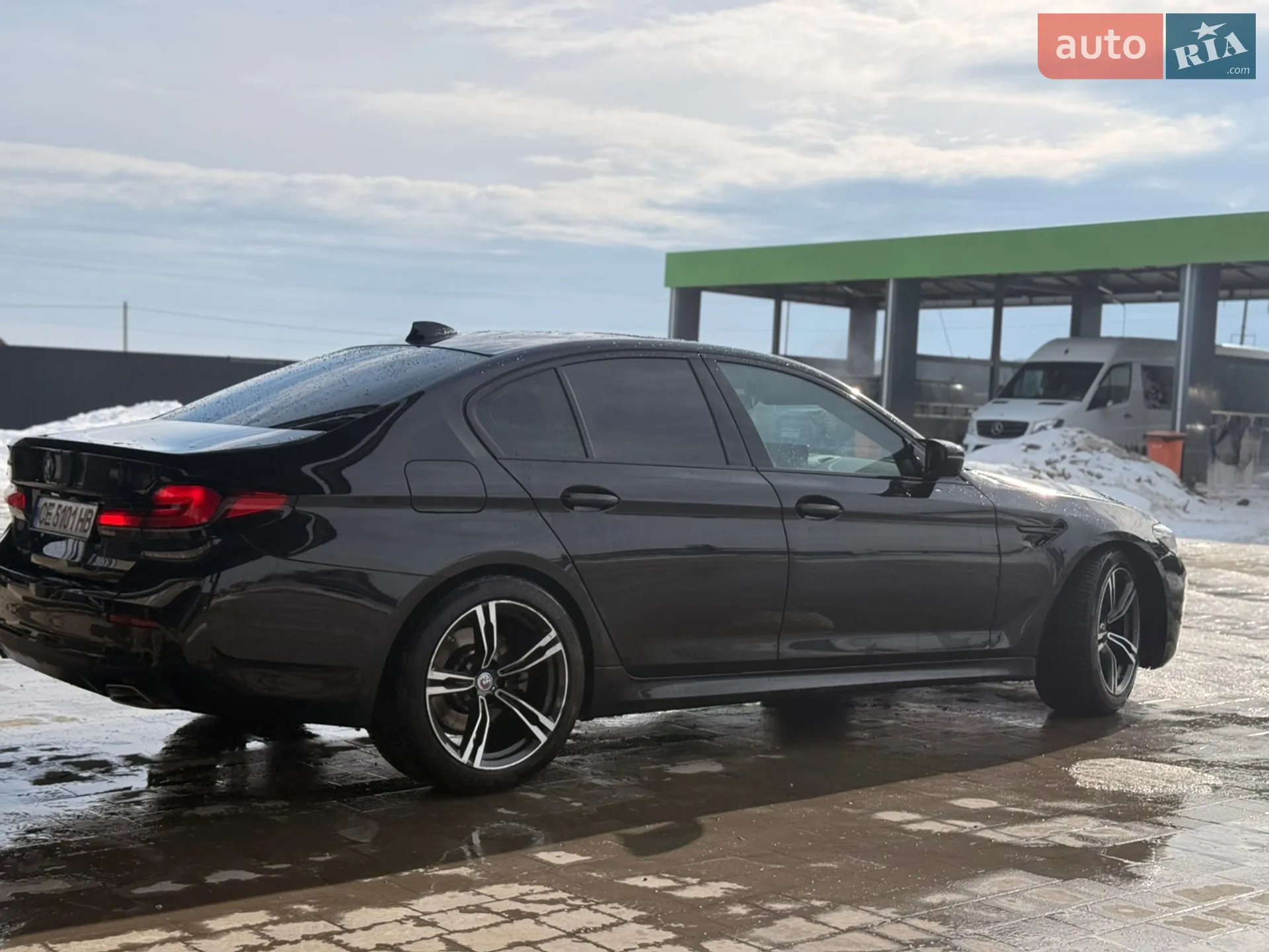 2023 BMW 5er - мініатюра 2