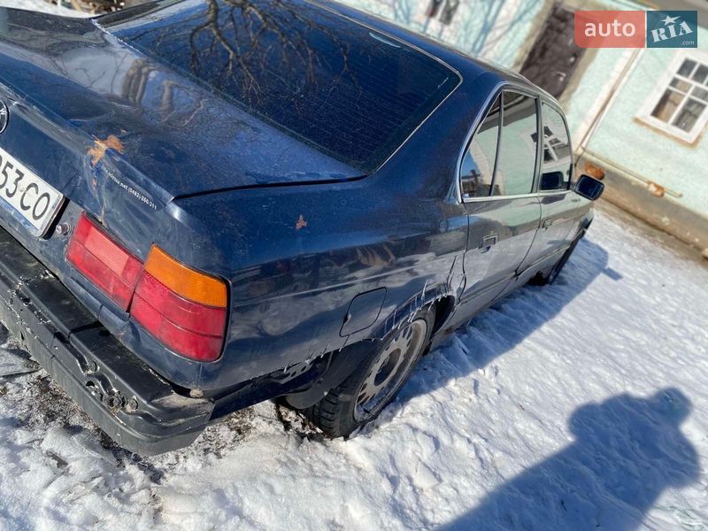 Седан BMW 5 Series 1993 в Виннице