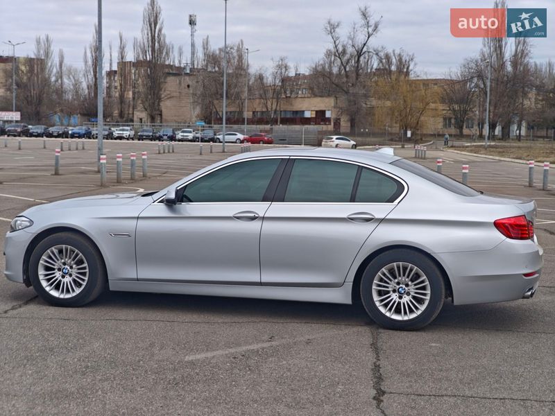 Седан BMW 5 Series 2014 в Кривому Розі