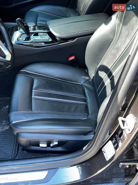 Седан BMW 5 Series 2017 в Киеве