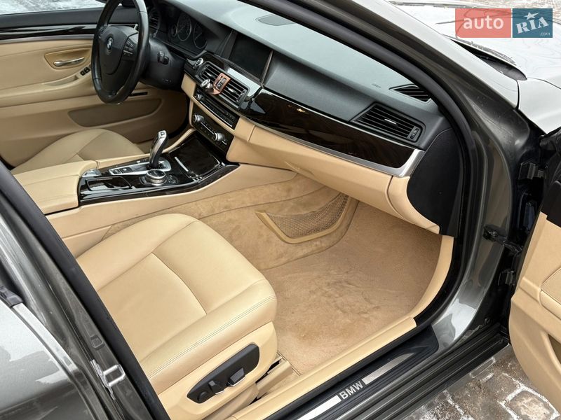 Седан BMW 5 Series 2014 в Виннице