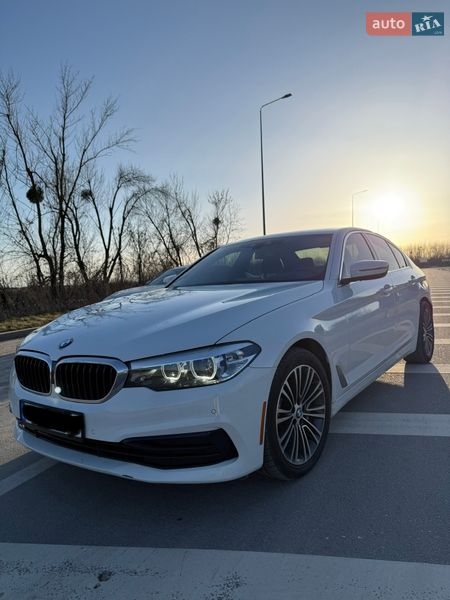 Седан BMW 5 Series 2019 в Хмельницком