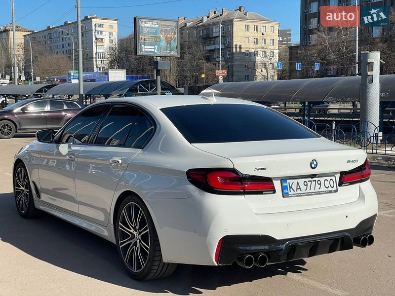 Седан BMW 5 Series 2018 в Киеве