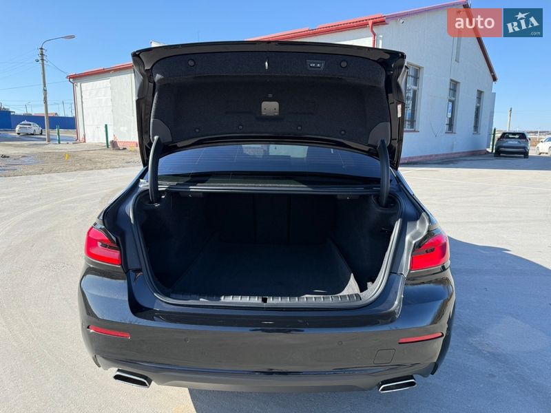 Седан BMW 5 Series 2020 в Тернополе